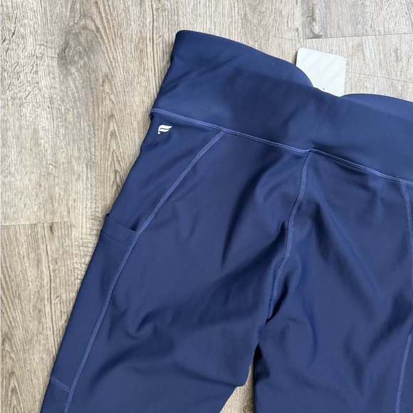 Fabletics • High Waist Cold Weather Pocket Leggings - Picture 7 of 8